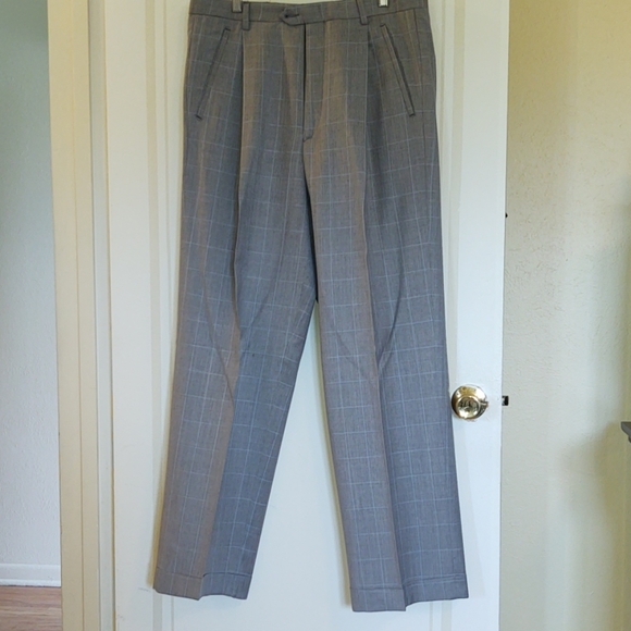 Gray two piece Earvin Magic Johnson men's suit - Picture 7 of 8